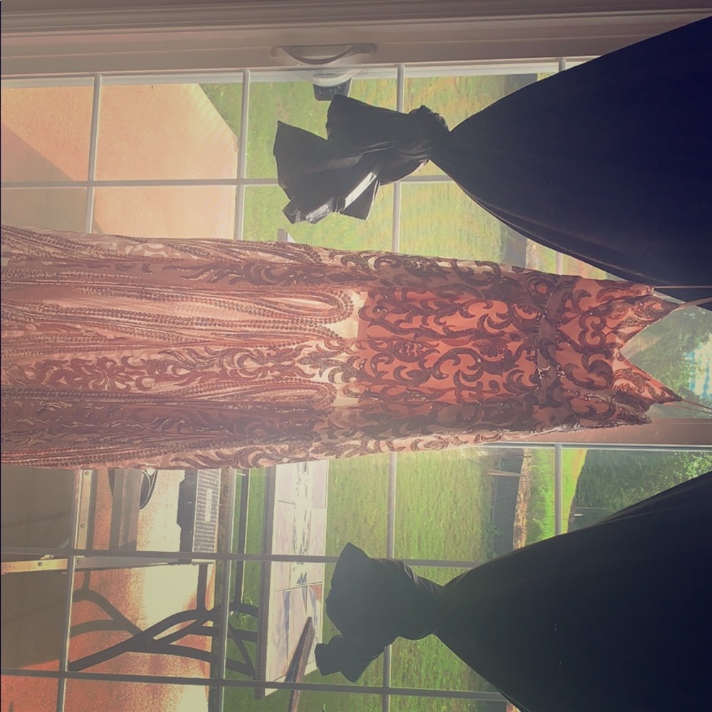 Rose Gold Sequins by Windsor